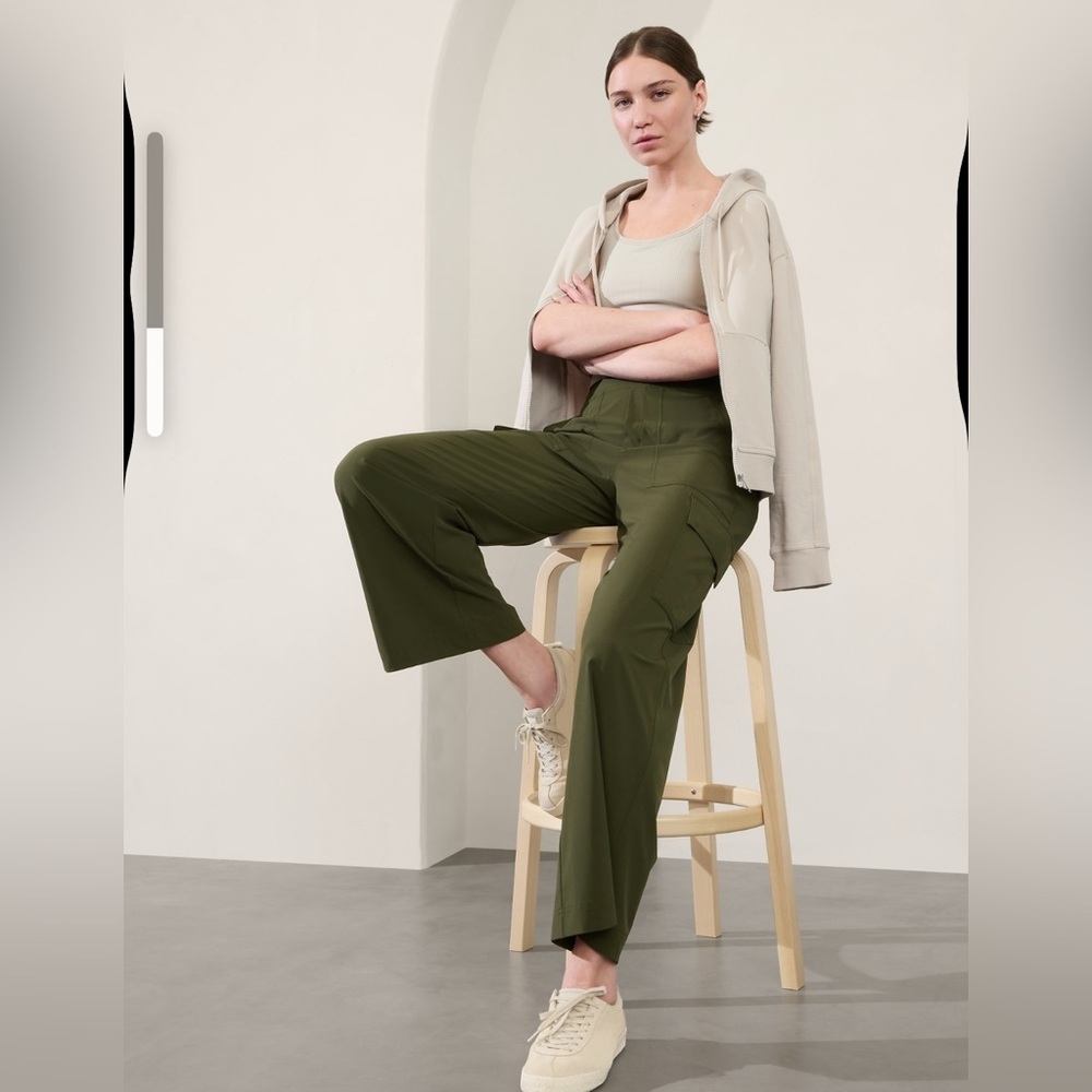 NWT Brooklyn Heights Aspen Olive Cargo Pant Size 10. - Picture 3 of 8